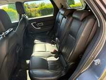 Land Rover Discovery Sport TD4 HSE 