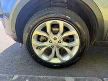 Land Rover Discovery Sport TD4 HSE 