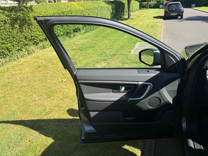 Land Rover TD4 HSE SUV 2.0 Automatic Diesel