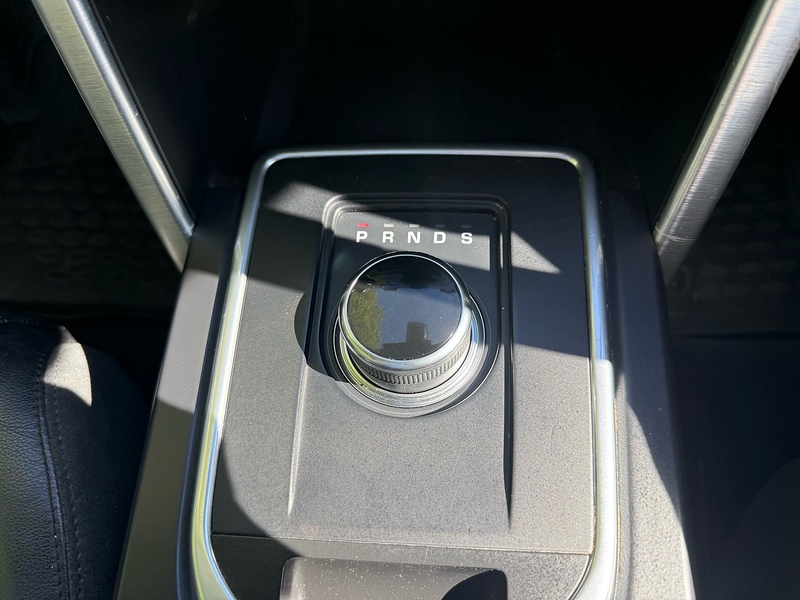Land Rover TD4 HSE SUV 2.0 Automatic Diesel