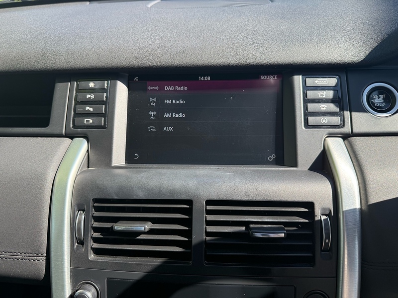 Land Rover TD4 HSE SUV 2.0 Automatic Diesel