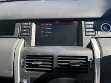 Land Rover Discovery Sport TD4 HSE 