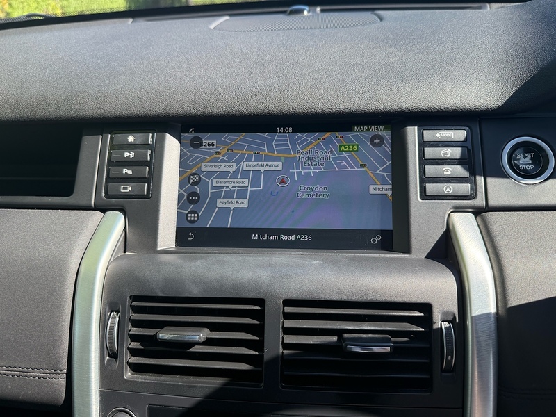 Land Rover TD4 HSE SUV 2.0 Automatic Diesel