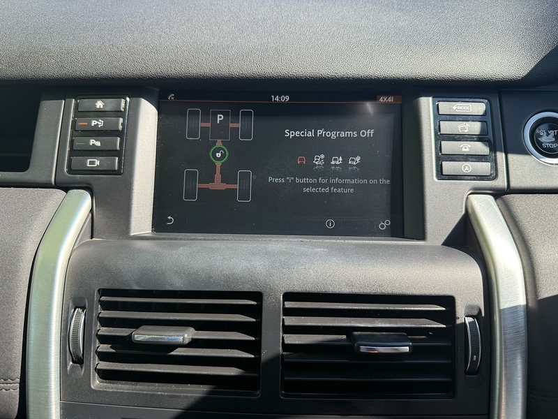 Land Rover TD4 HSE SUV 2.0 Automatic Diesel