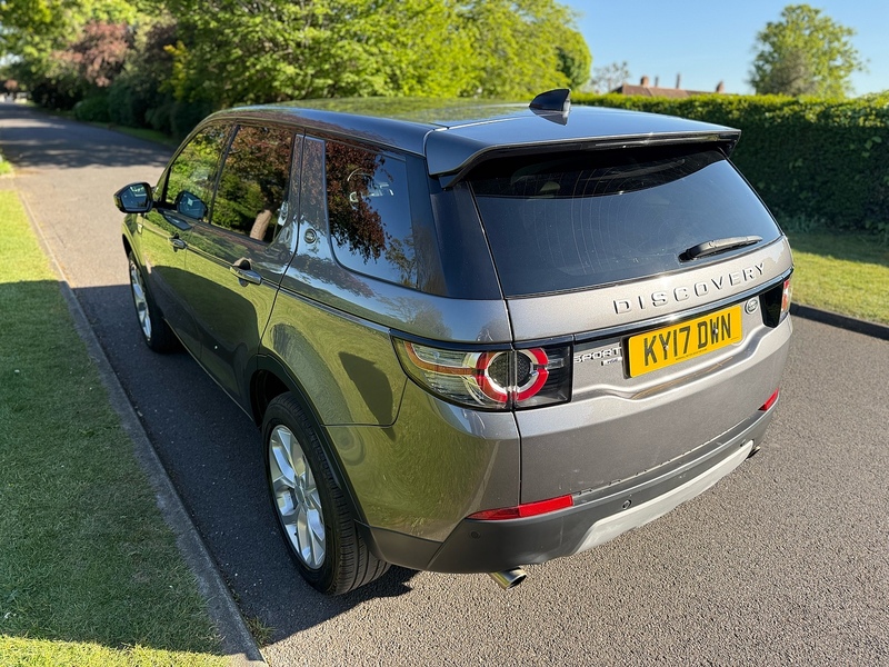 Land Rover TD4 HSE SUV 2.0 Automatic Diesel