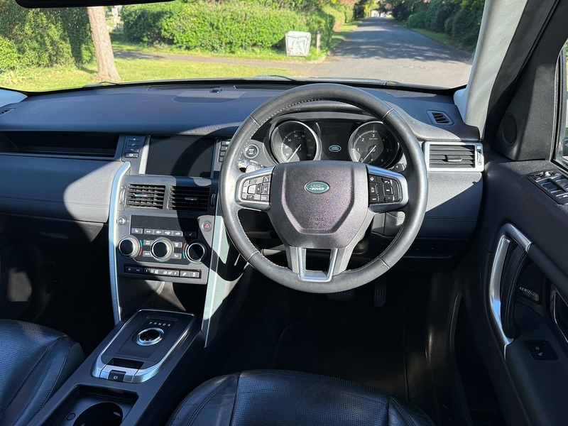Land Rover TD4 HSE SUV 2.0 Automatic Diesel