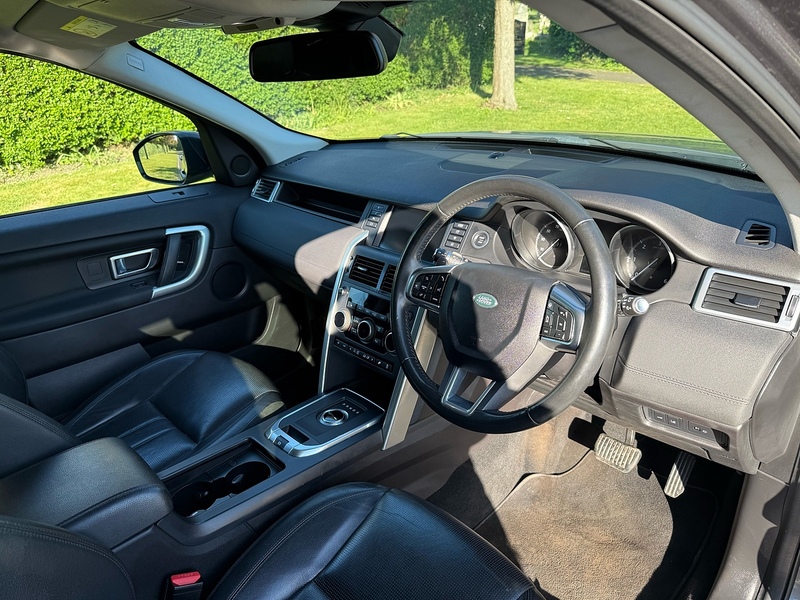 Land Rover TD4 HSE SUV 2.0 Automatic Diesel