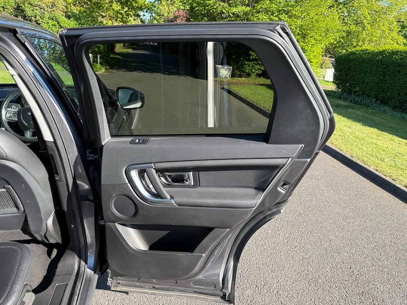 Land Rover TD4 HSE SUV 2.0 Automatic Diesel