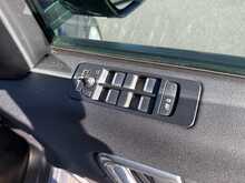 Land Rover Discovery Sport TD4 HSE 