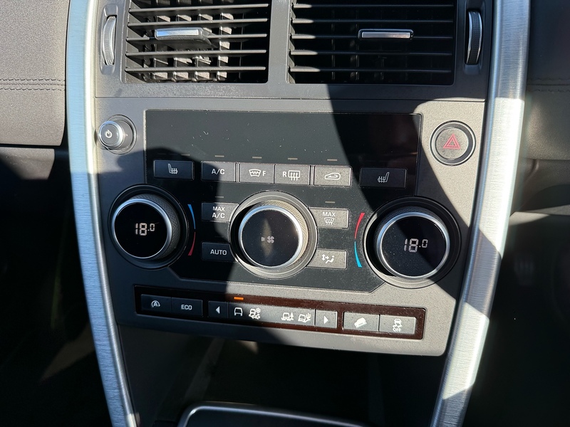 Land Rover TD4 HSE SUV 2.0 Automatic Diesel
