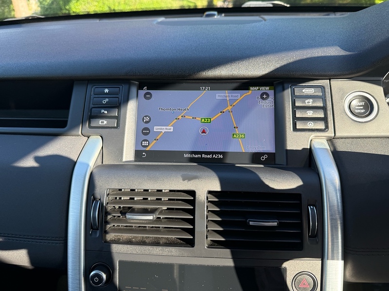 Land Rover TD4 HSE SUV 2.0 Automatic Diesel