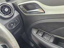 MG MG ZS Exclusive 