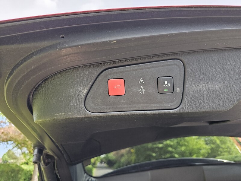 Peugeot BlueHDi GT SUV 2.0 Automatic Diesel