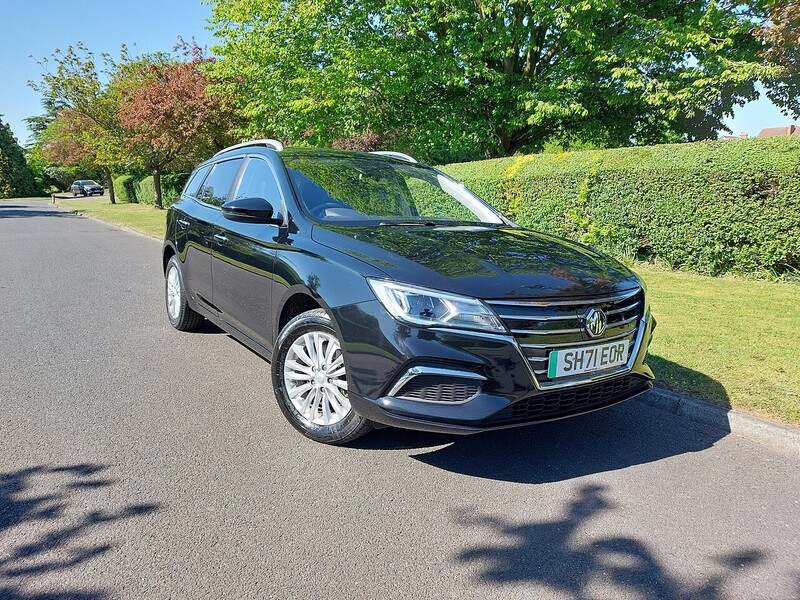 2021 5 exclusive carplay + camera 15 photos year 2021 (71 reg) mileage 19,496 gearbox automatic fuel type electric engine size... photo