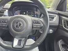 MG MG5 Excite Long Range 
