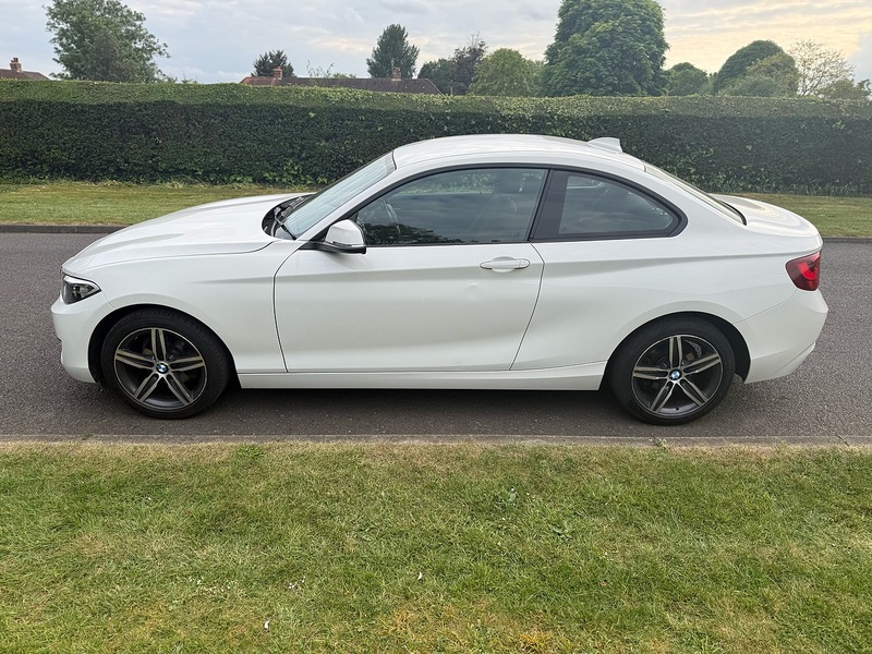 BMW 218i Sport Coupe 1.5 Manual Petrol