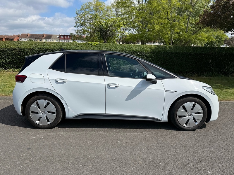 Volkswagen Pro Performance Business Hatchback 0.0 Automatic Electric