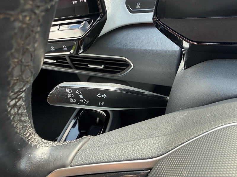 Volkswagen Pro Performance Business Hatchback 0.0 Automatic Electric