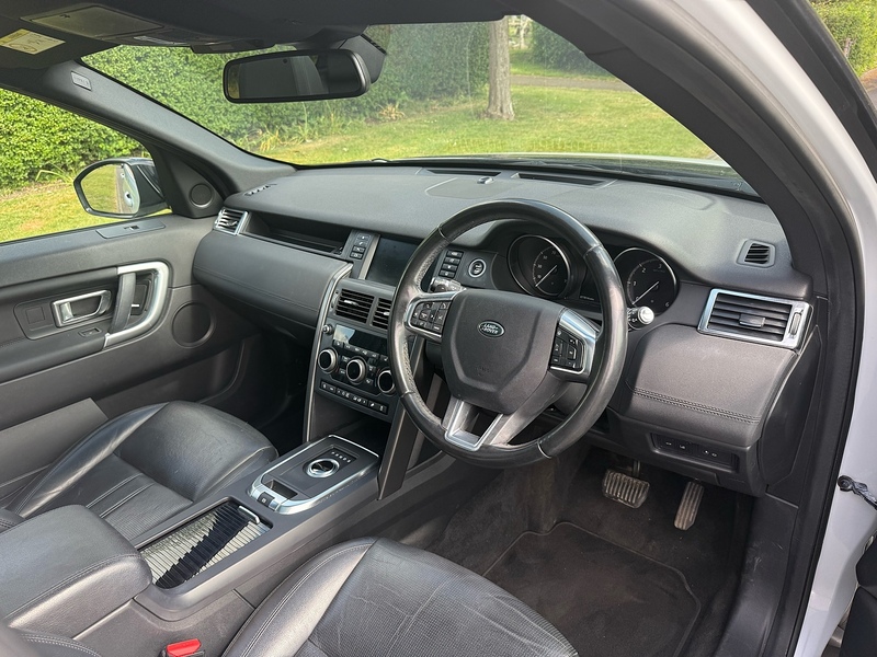 Land Rover TD4 Landmark SUV 2.0 Automatic Diesel