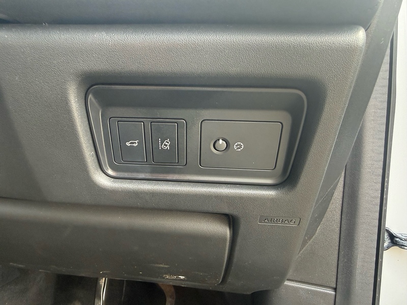 Land Rover TD4 Landmark SUV 2.0 Automatic Diesel