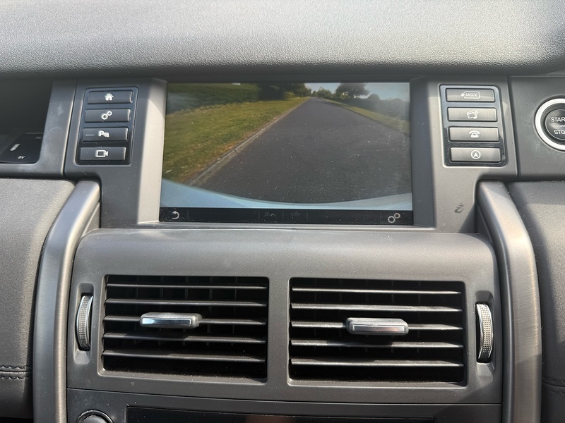 Land Rover TD4 Landmark SUV 2.0 Automatic Diesel