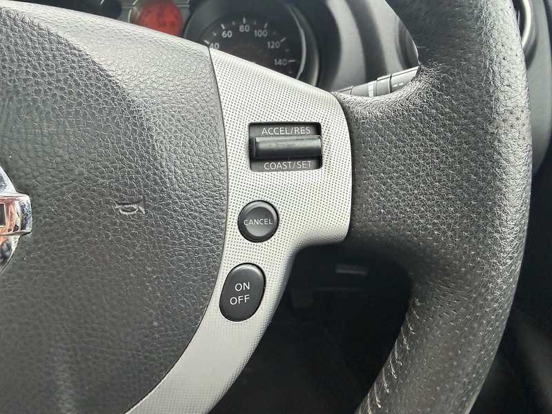 Nissan 2.0 Tekna Hatchback 5dr Petrol CVT 4WD (Nav) (198 g/km, 139 bhp)
