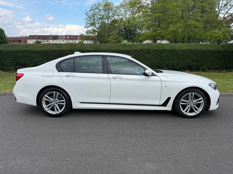 BMW 3.0 730d M Sport Saloon 4dr Diesel Auto Euro 6 (s/s) (265 ps)