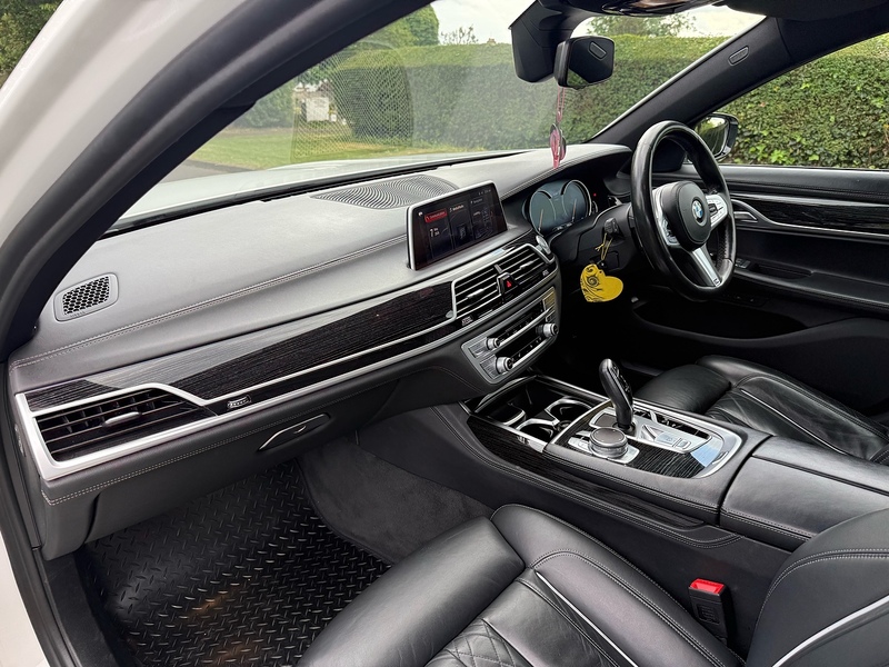 BMW 3.0 730d M Sport Saloon 4dr Diesel Auto Euro 6 (s/s) (265 ps)