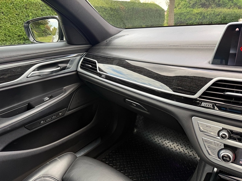 BMW 3.0 730d M Sport Saloon 4dr Diesel Auto Euro 6 (s/s) (265 ps)