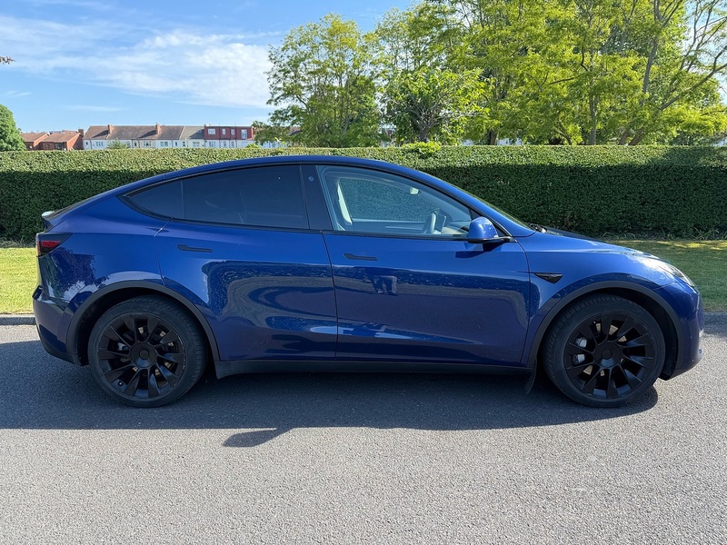 Tesla Long Range SUV 0.0 Automatic Electric