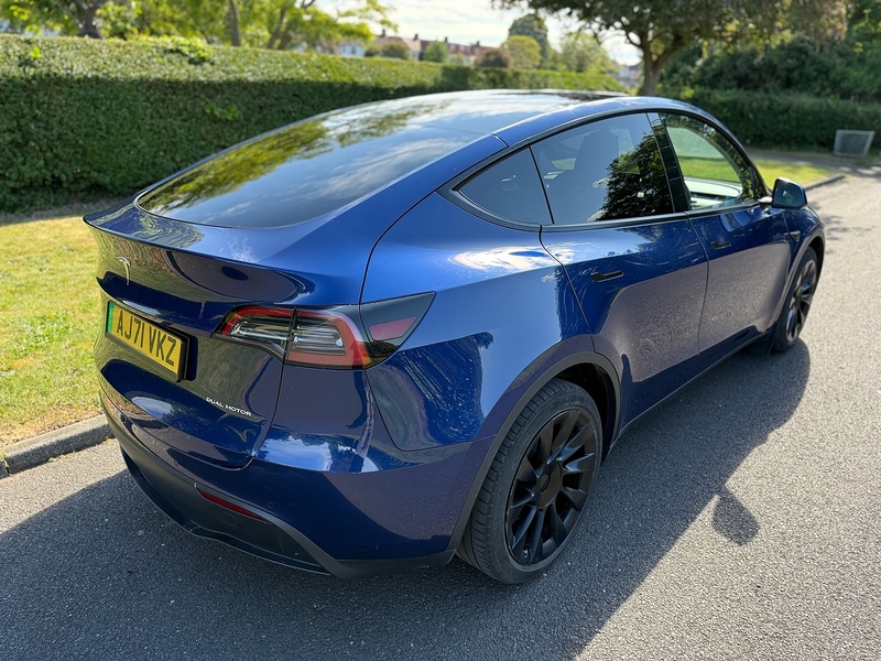 Tesla Long Range SUV 0.0 Automatic Electric