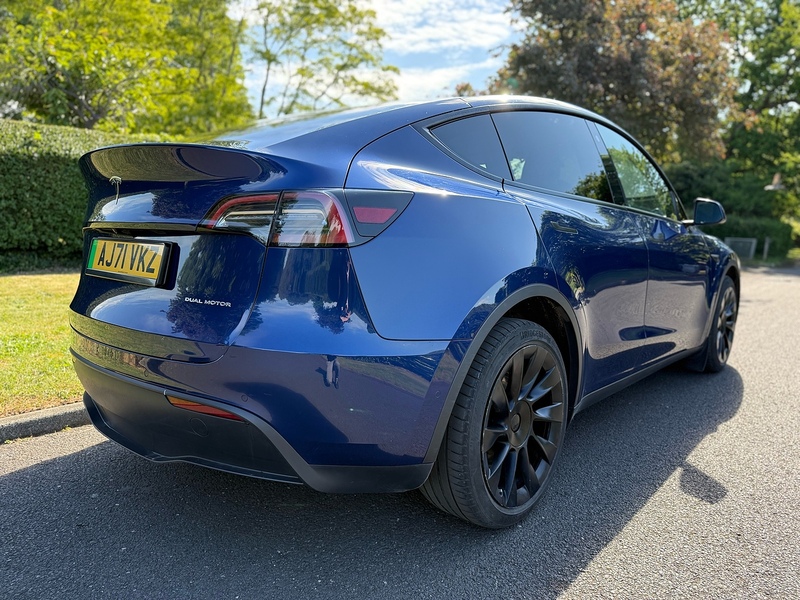 Tesla Long Range SUV 0.0 Automatic Electric