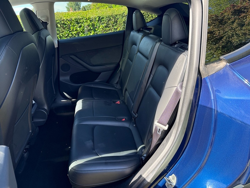 Tesla Long Range SUV 0.0 Automatic Electric