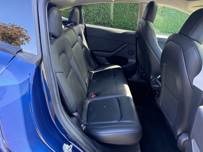 Tesla Long Range SUV 0.0 Automatic Electric