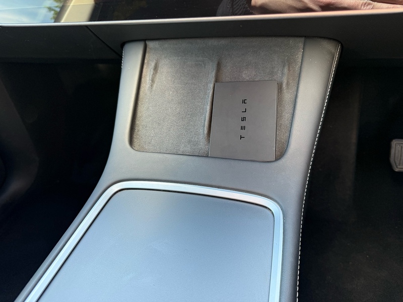 Tesla Long Range SUV 0.0 Automatic Electric