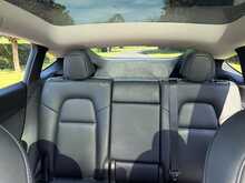 Tesla Model Y Long Range 