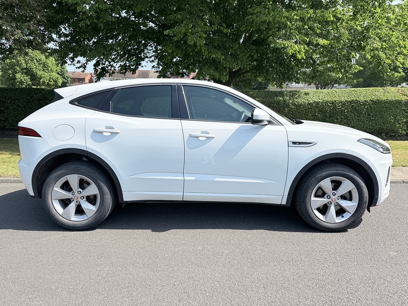 Jaguar D150 R-Dynamic S SUV 2.0 Manual Diesel