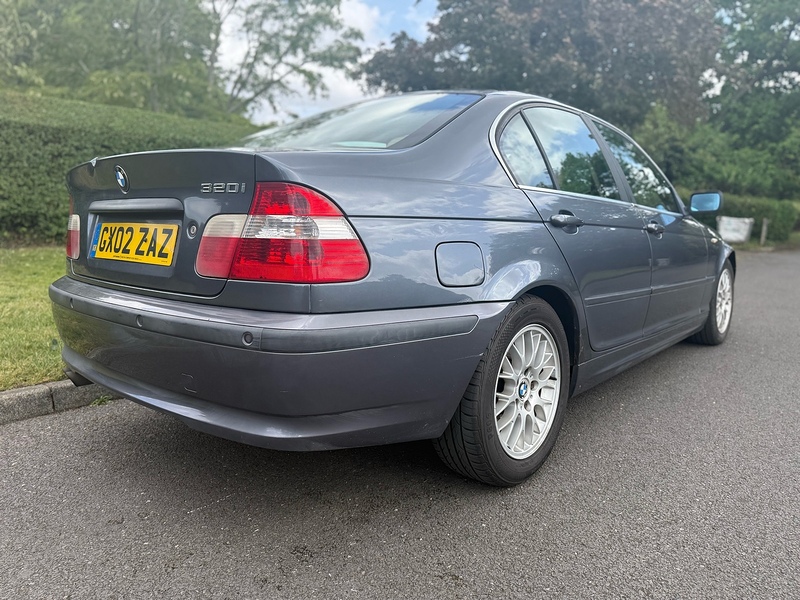 BMW 2.2 320i SE Saloon 4dr Petrol Automatic (226 g/km, 170 bhp)