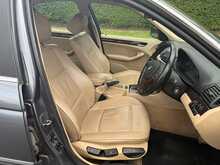 BMW 3 Series 320i SE 