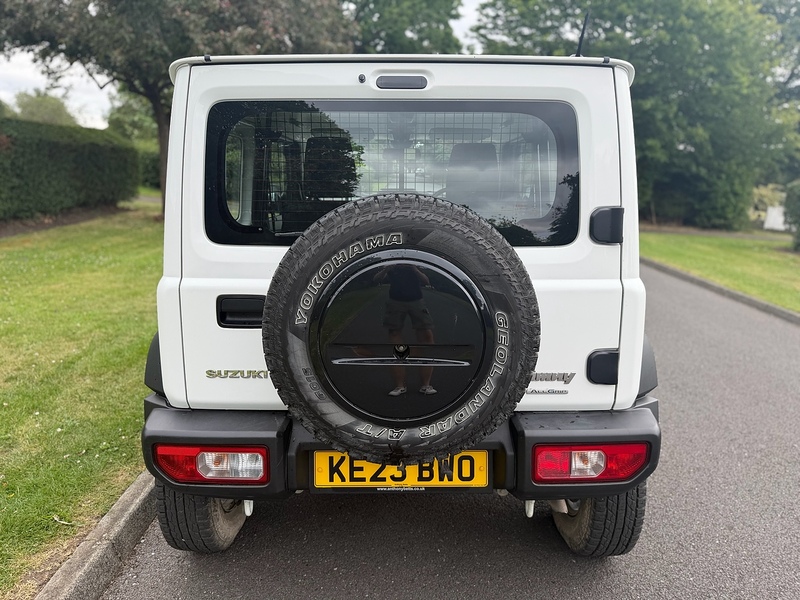 Suzuki SUV 1.5 Manual Petrol