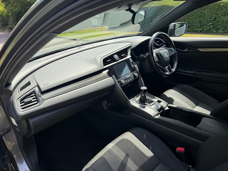 Honda VTEC Turbo SR Hatchback 1.0 Manual Petrol