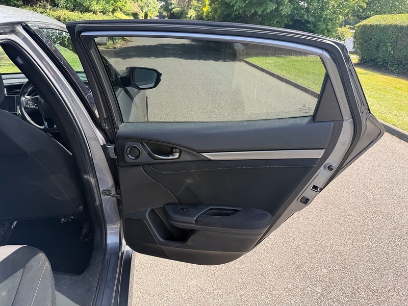 Honda VTEC Turbo SR Hatchback 1.0 Manual Petrol