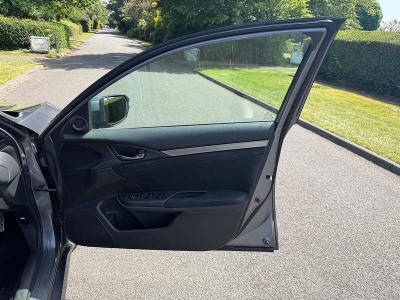 Honda VTEC Turbo SR Hatchback 1.0 Manual Petrol