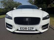 Jaguar XF i R-Sport 