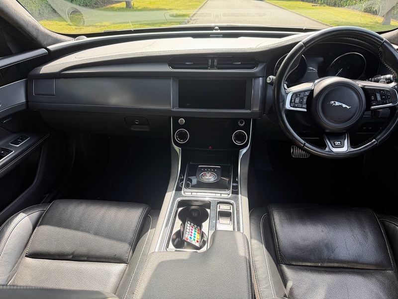 Jaguar i R-Sport Estate 2.0 Automatic Petrol