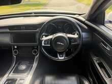 Jaguar XF i R-Sport 