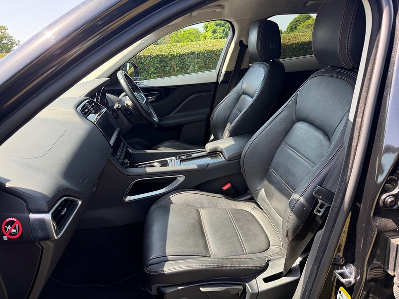 Jaguar D180 Prestige SUV 2.0 Automatic Diesel
