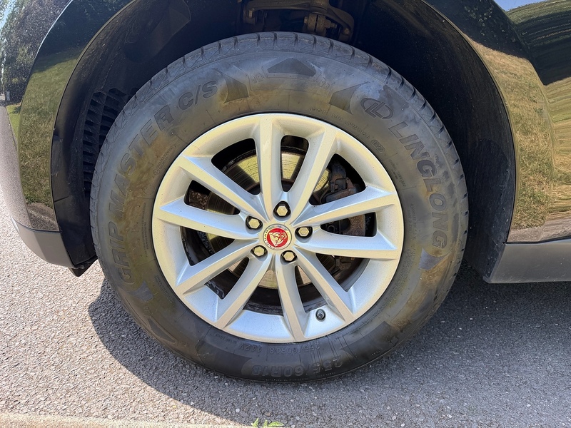 Jaguar D180 Prestige SUV 2.0 Automatic Diesel