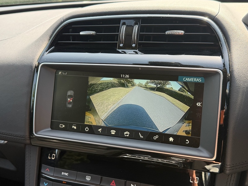 Jaguar D180 Prestige SUV 2.0 Automatic Diesel