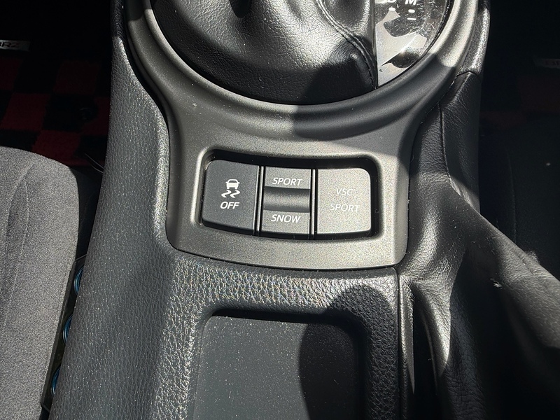 Subaru  Coupe 2.0 SE LUX AUTO